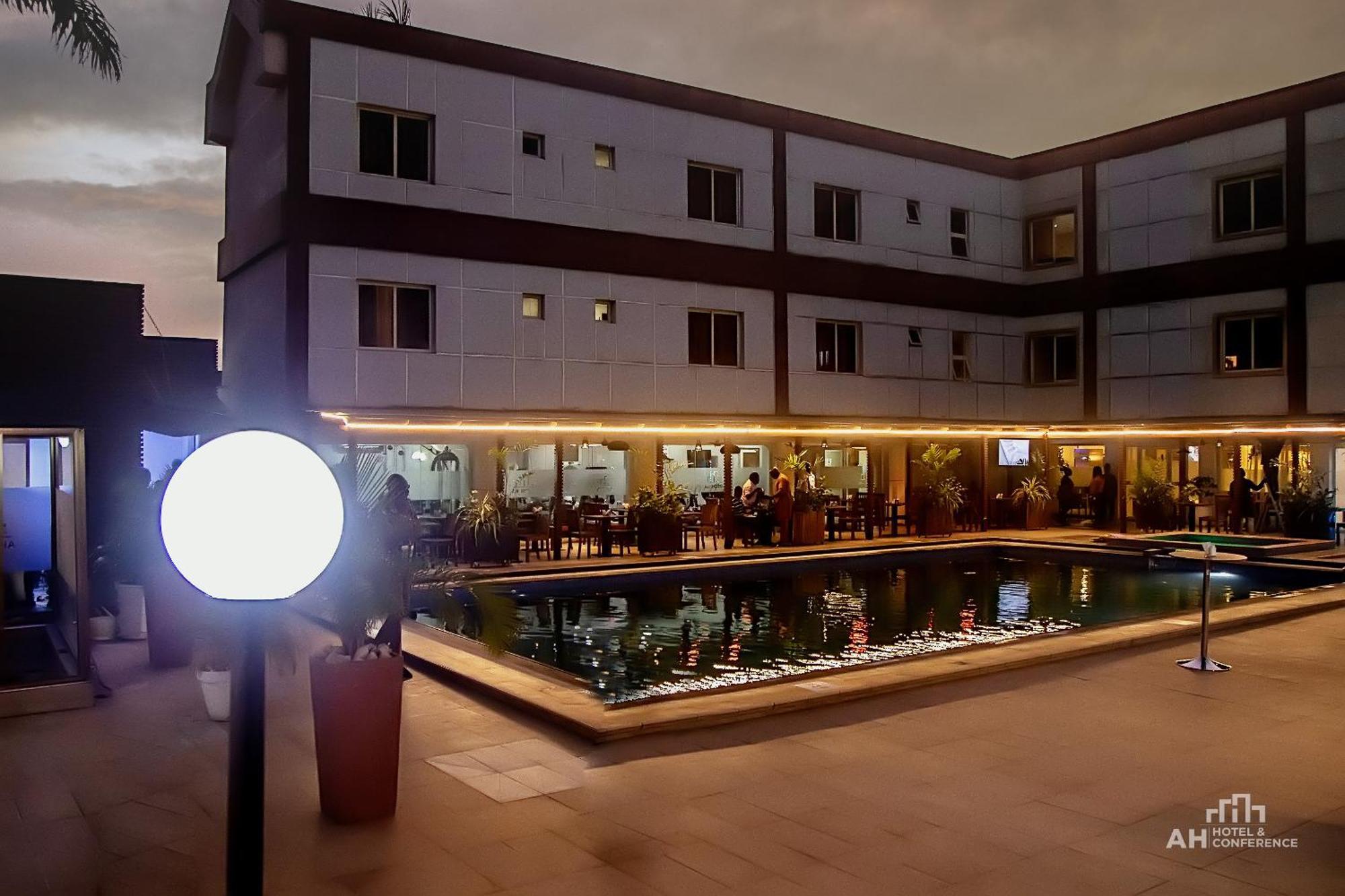 Ah Hotel And Conferences Madina Exterior foto